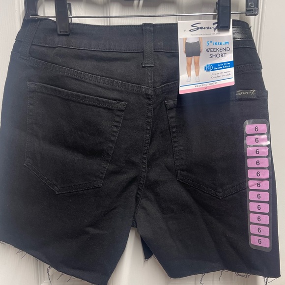 NWT: Seven7 black shorts - Picture 3 of 4